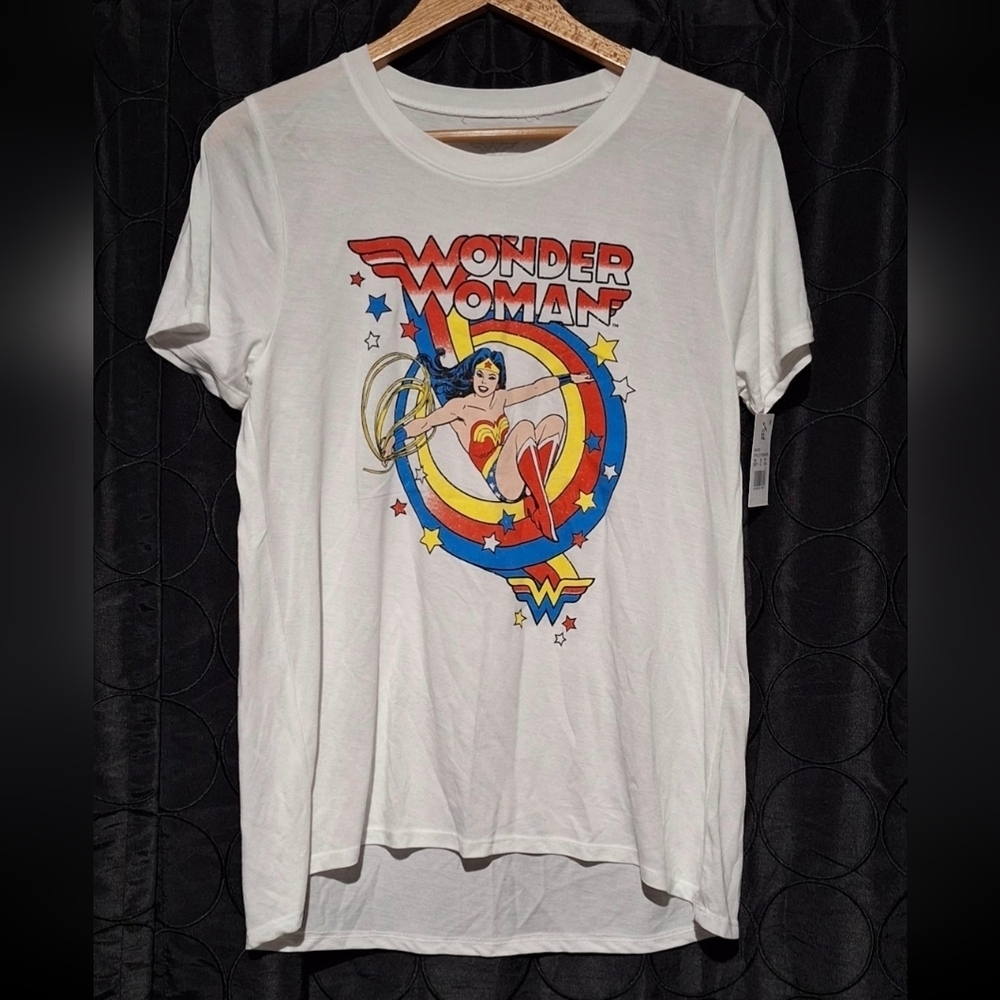 Wonder Woman Graphic T-Shirt